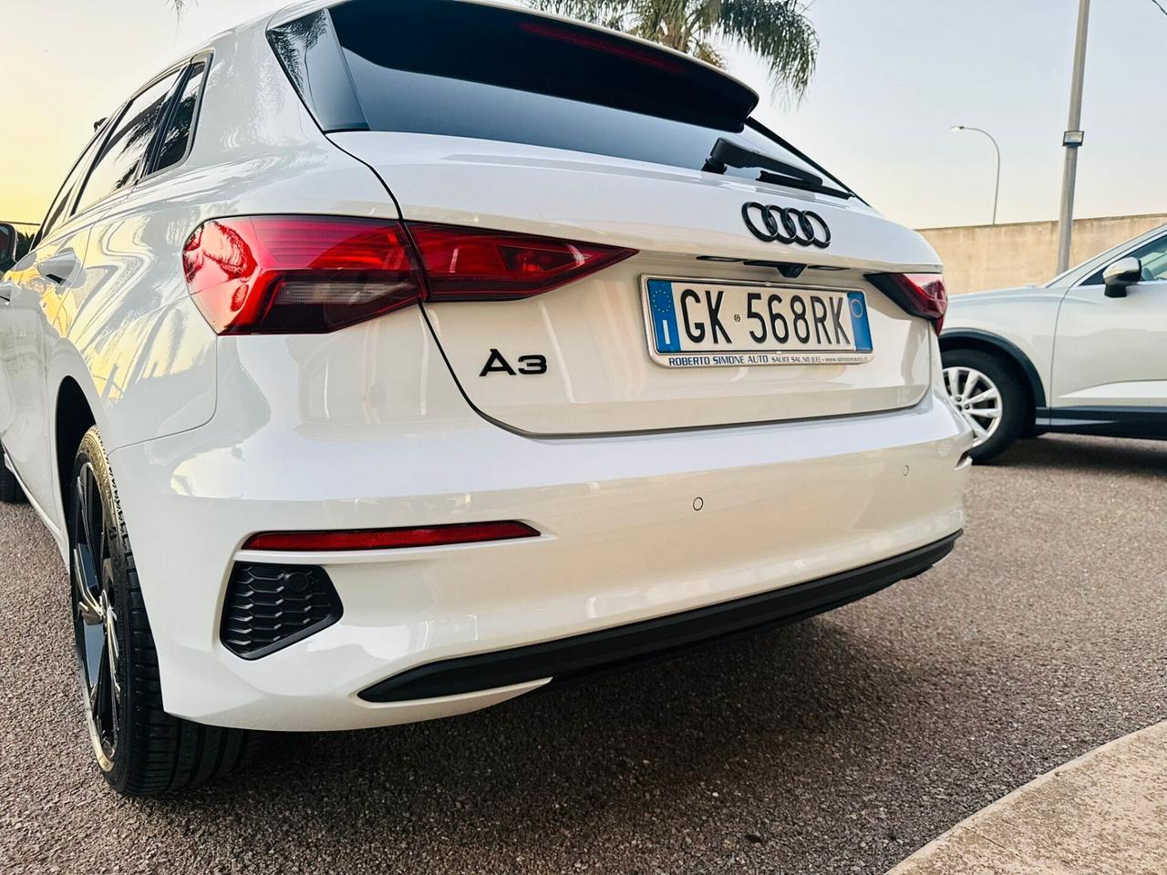 Audi A3 SPB 30 TDI S-tronic Sport Navi/Led