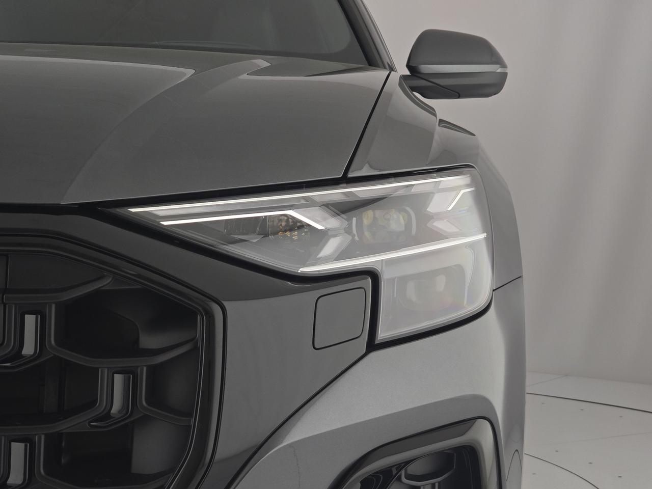 Audi Q8 50 3.0 tdi mhev s line edition quattro tiptronic