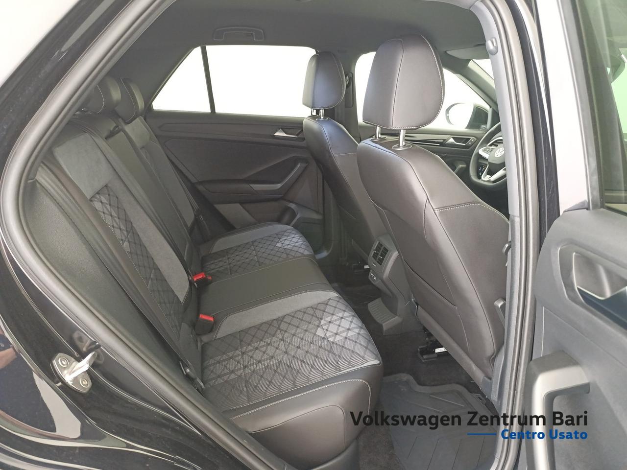 Volkswagen T-Roc 1.0 tsi r-line 110cv