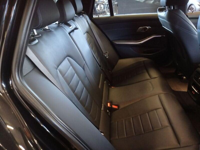 BMW Serie 3 320d Touring mhev 48V xdrive Msport auto