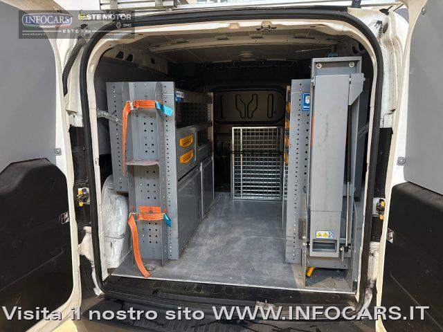 FIAT Doblo Cargo 1.4 T-Jet 120 cv Natural Power Metano Attrez