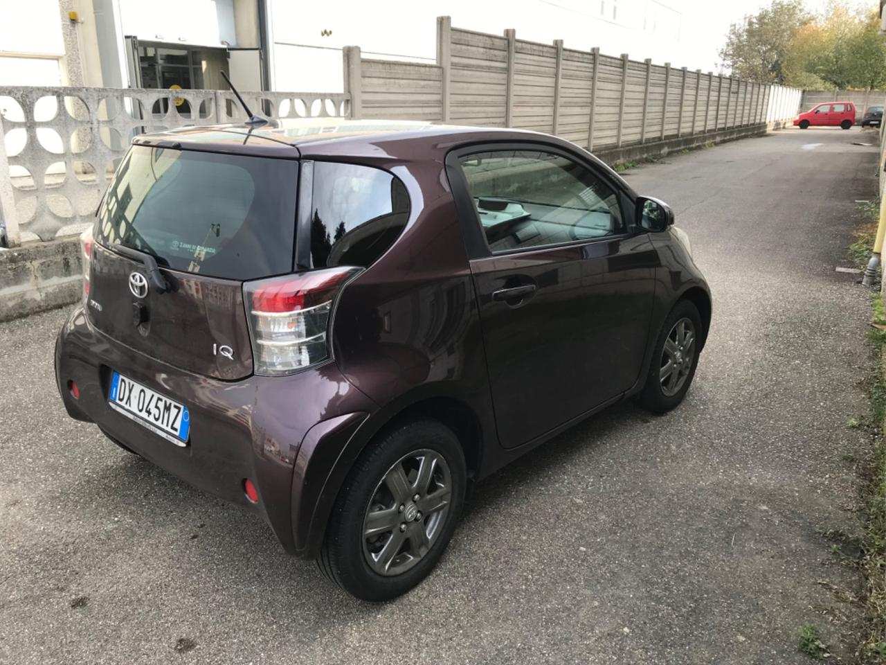 Toyota iQ 1.0 Multidrive