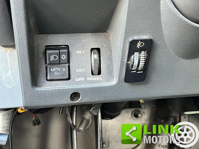 JEEP Wrangler 2.5 i 103 cv Laredo GPL