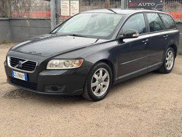 Volvo V50 D2 POLAR