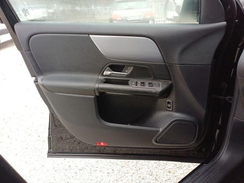 Mercedes-Benz GLA GLA 180 d Automatic Sport