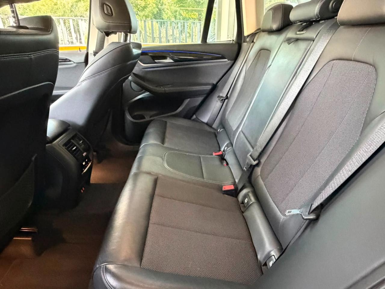 Bmw X3 sDrive18d xLine
