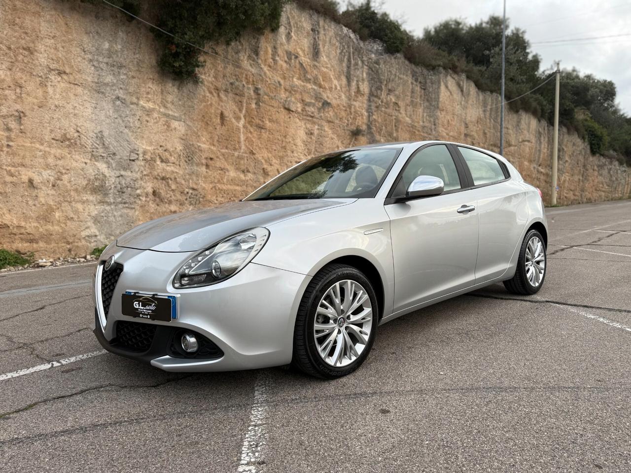 Alfa Romeo Giulietta/1.6 120CV/LED/CERCHI 17"/NEOPATENTATI