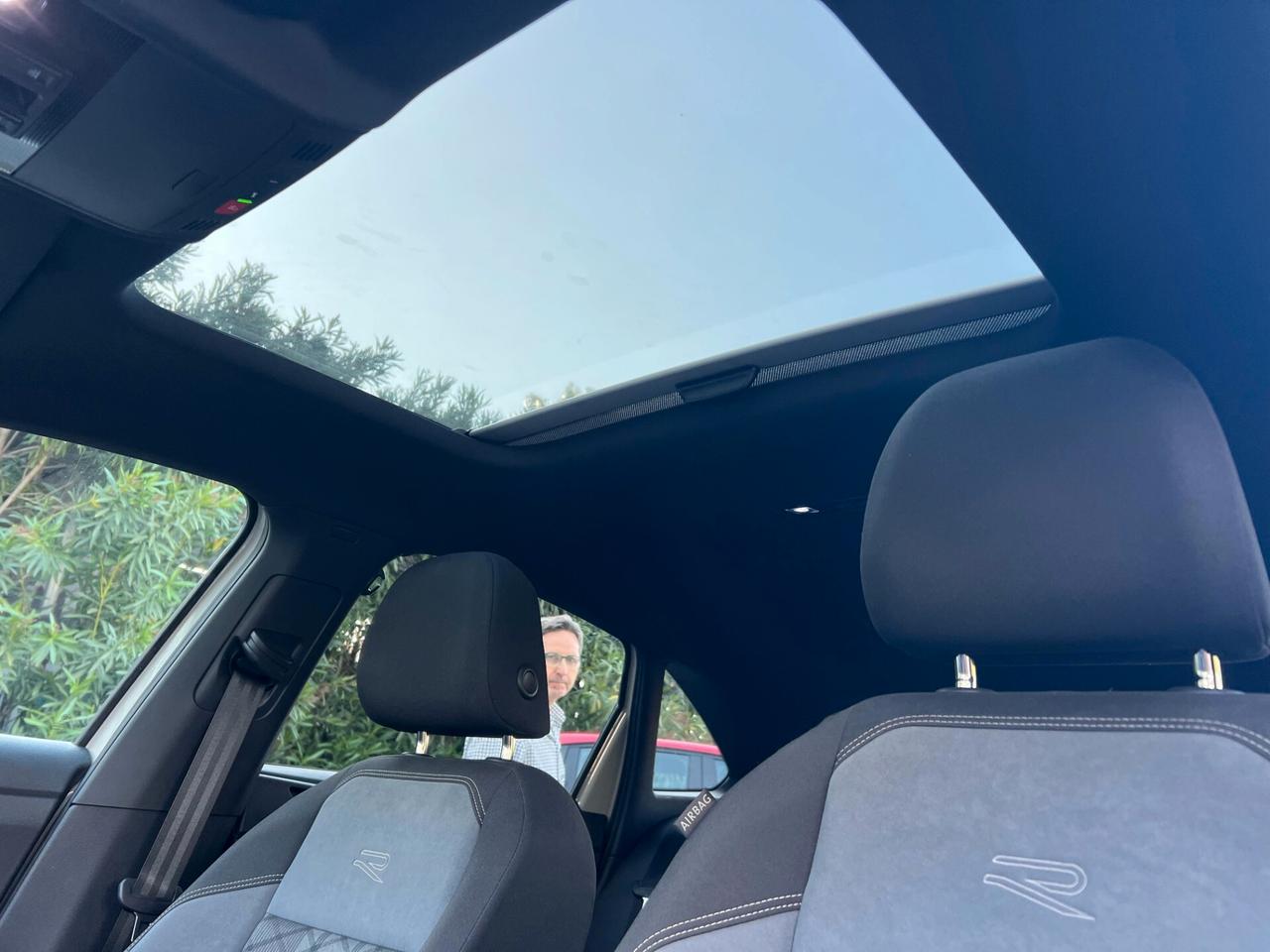 Volkswagen Taigo 1.0 TSI 110 CV DSG R-Line