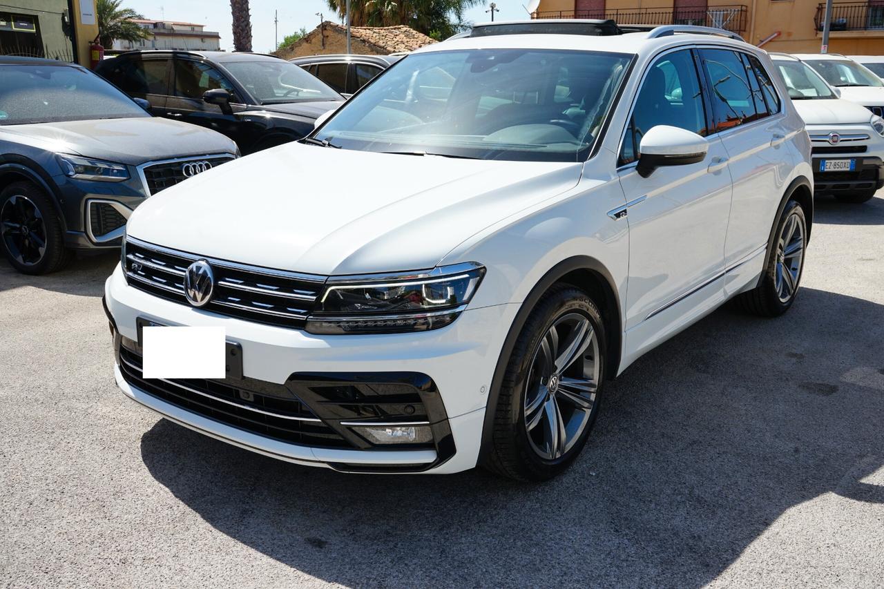 Volkswagen Tiguan 2.0 tdi R-Line BM 4motion dsg TETTO