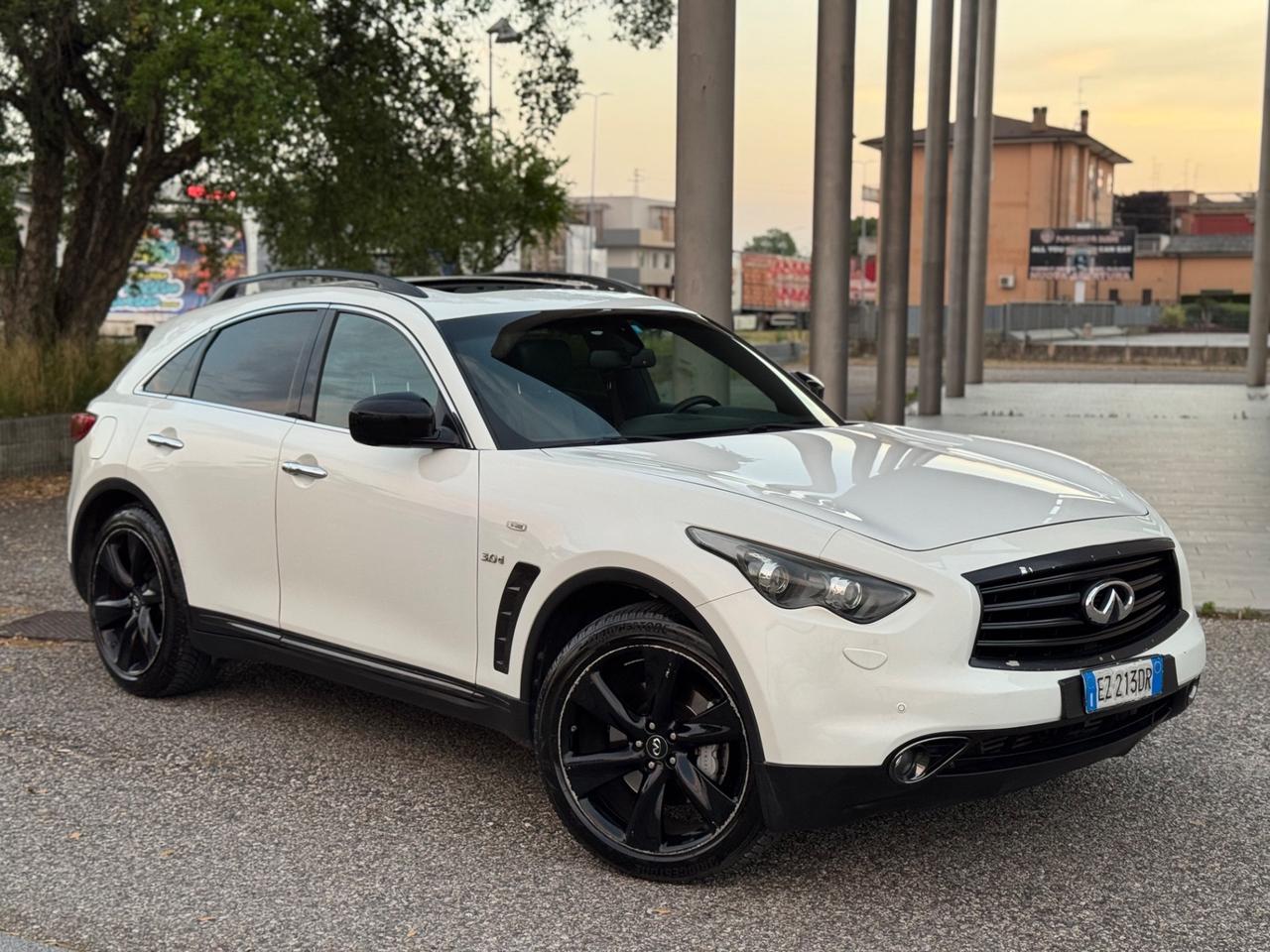 Infiniti QX70 S 3.0D V6 238cv Full