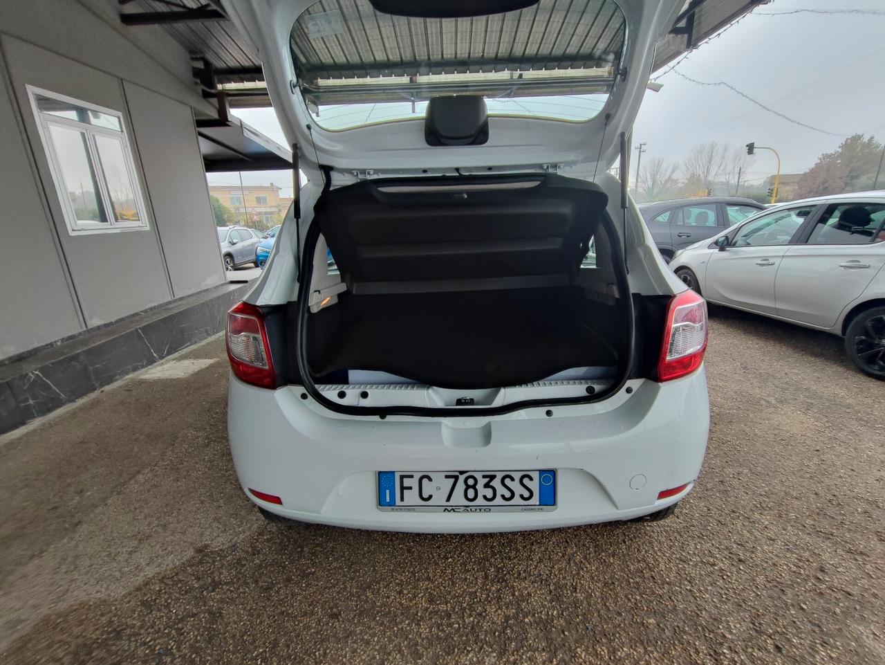 Dacia Sandero 1.2 75CV GPL