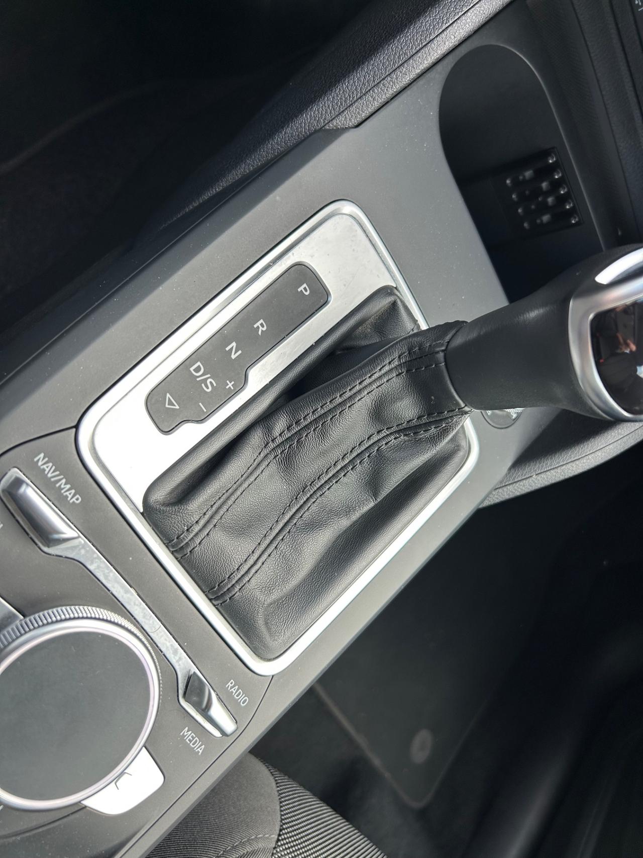 Audi Q2 30 TDI S tronic