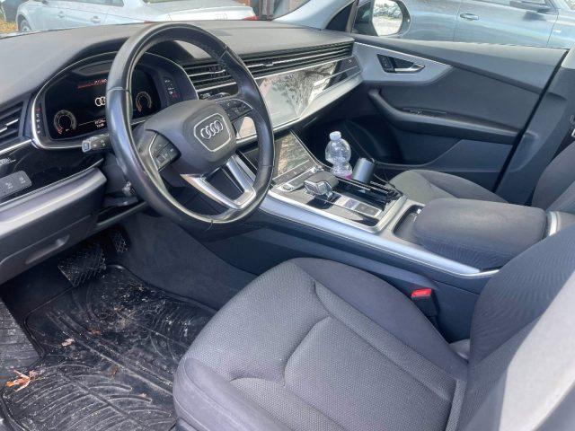 AUDI Q8 45 TDI quattro tiptronic Sport
