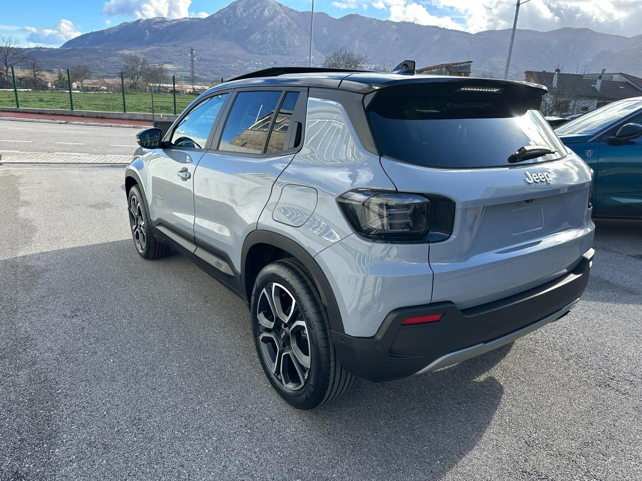 Jeep Avenger 1.2 turbo e-hybrid mhev Summit fwd 110cv edct6