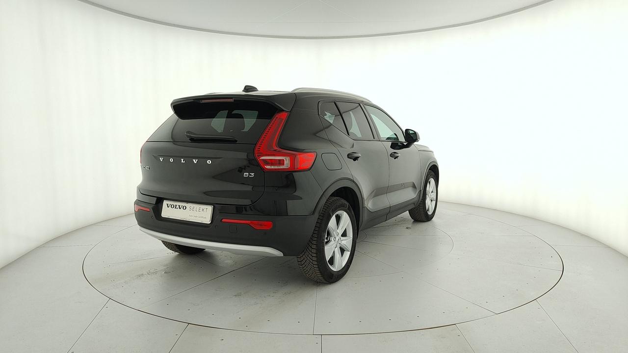 VOLVO XC40 2.0 b3 Core auto