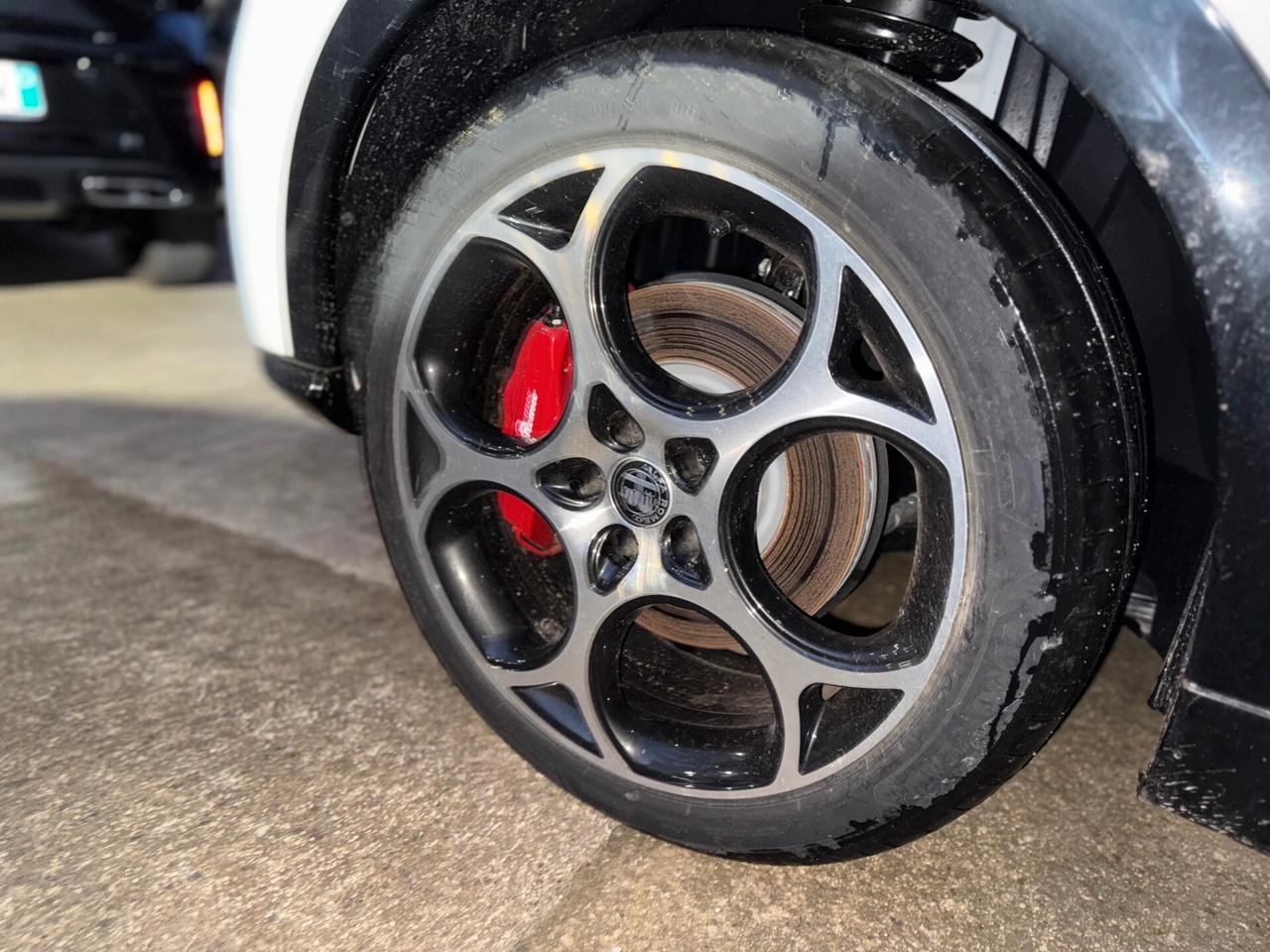 Alfa Romeo Tonale 1.6 diesel 130 CV TCT6 Veloce