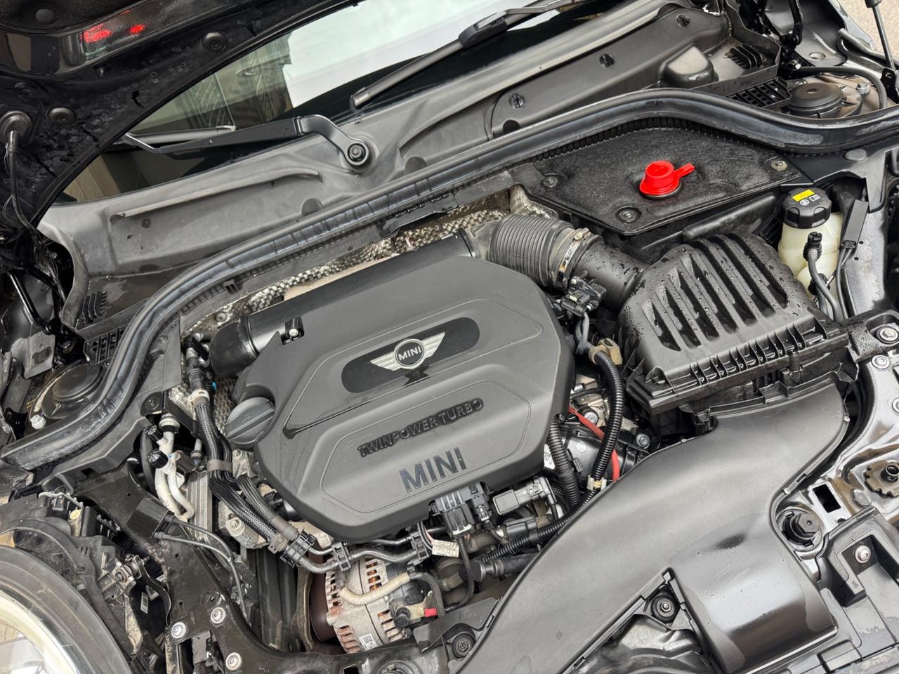 Mini Cooper 1.5D idonea neo patentati