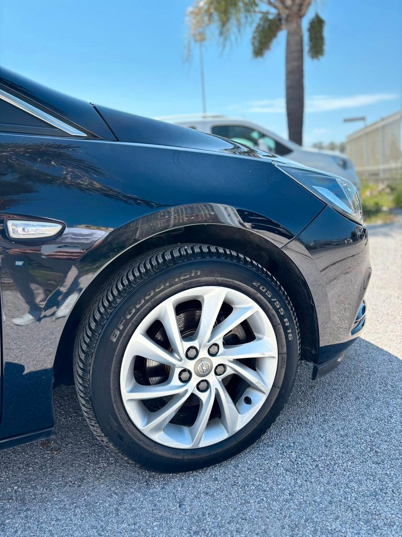 Opel Astra 1.6 CDTi 110CV Start&Stop Sports Tourer Innovation