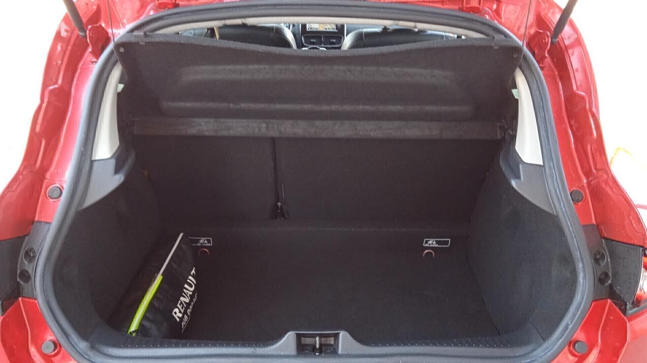 Renault Clio TCe 12V 90CV Start&Stop 5 porte Energy Intens