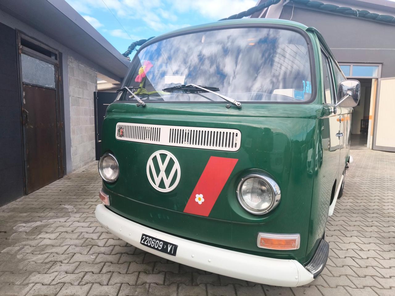 Volkswagen T2 1,6 BENZINA- I°SERIE – 1971 -FRECCE BASSE