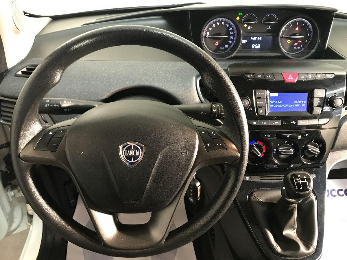 LANCIA Ypsilon 1.2 69 CV 5p. Elefantino Blu