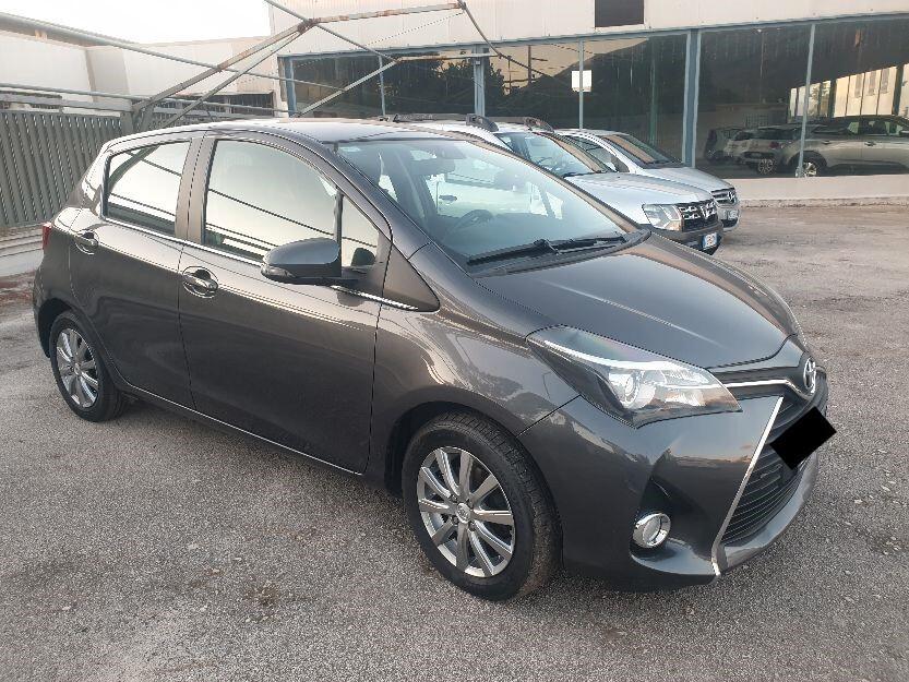 Toyota Yaris 1.0 5 porte Active