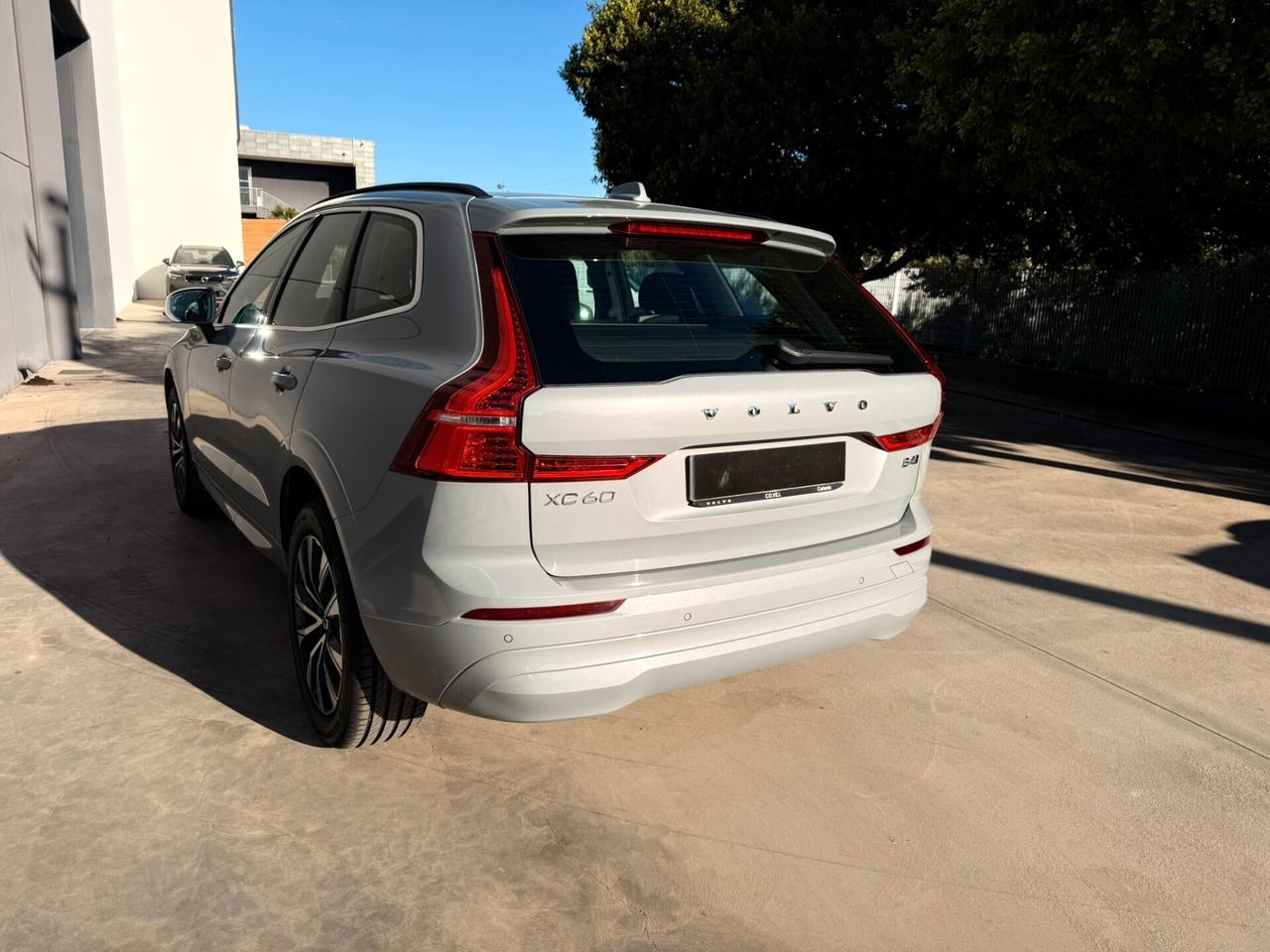 Volvo XC 60 XC60 B4 (d) automatico Core N1