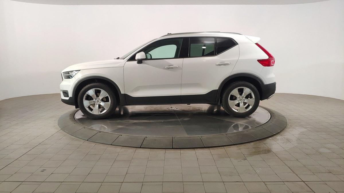 VOLVO Xc40 T2 Geartronic Momentum Pro