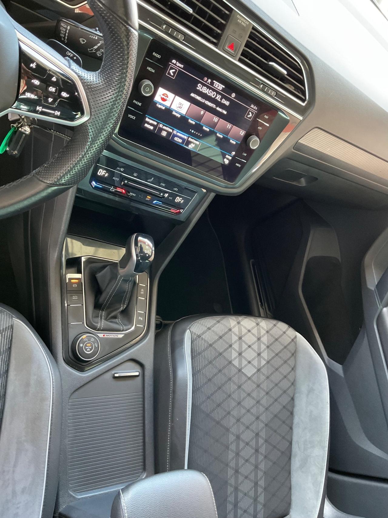 Tiguan 2.0 TDI 150 CV-DSG 4MOTION R-Line-IVA ESP-
