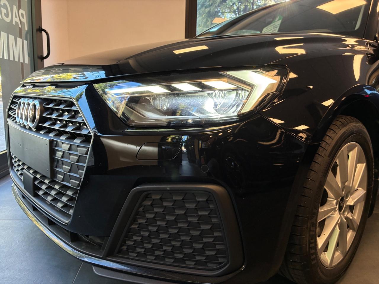 Audi A1 30 TFSI 110cv Admired sportback
