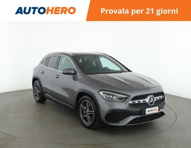 MERCEDES-BENZ GLA 200 Automatic Premium
