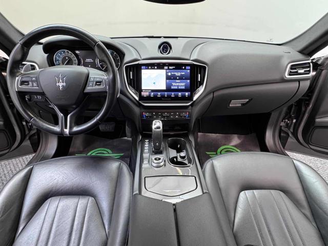 MASERATI Ghibli 330 CV MHEV RETROCAMERA|PADDLES|CARPLAY|19'