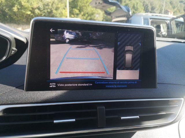 PEUGEOT 3008 BlueHDi 130 S&S Allure Business