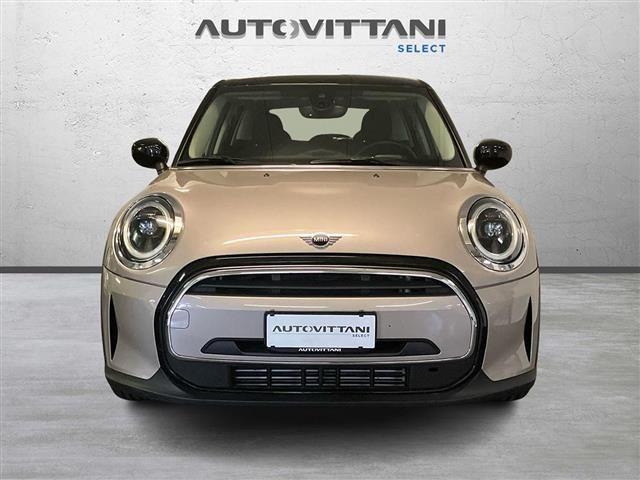 MINI Mini 5 Porte 1.5 Twin Power Turbo Cooper Essential