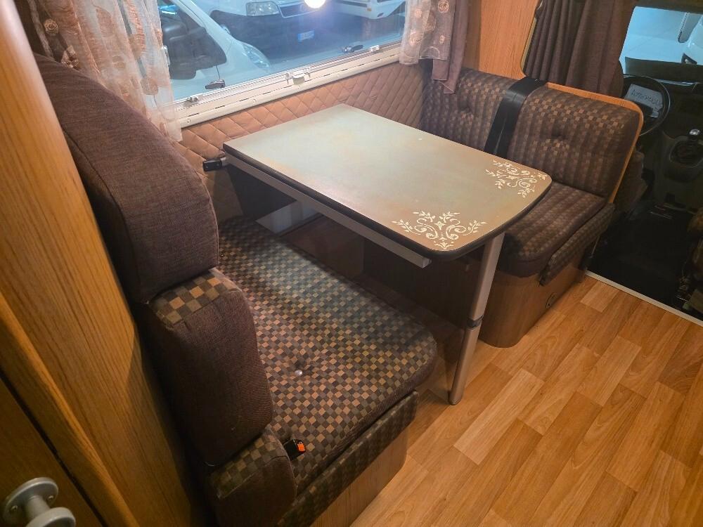 CAMPER RIMOR SUPERBRIG 677