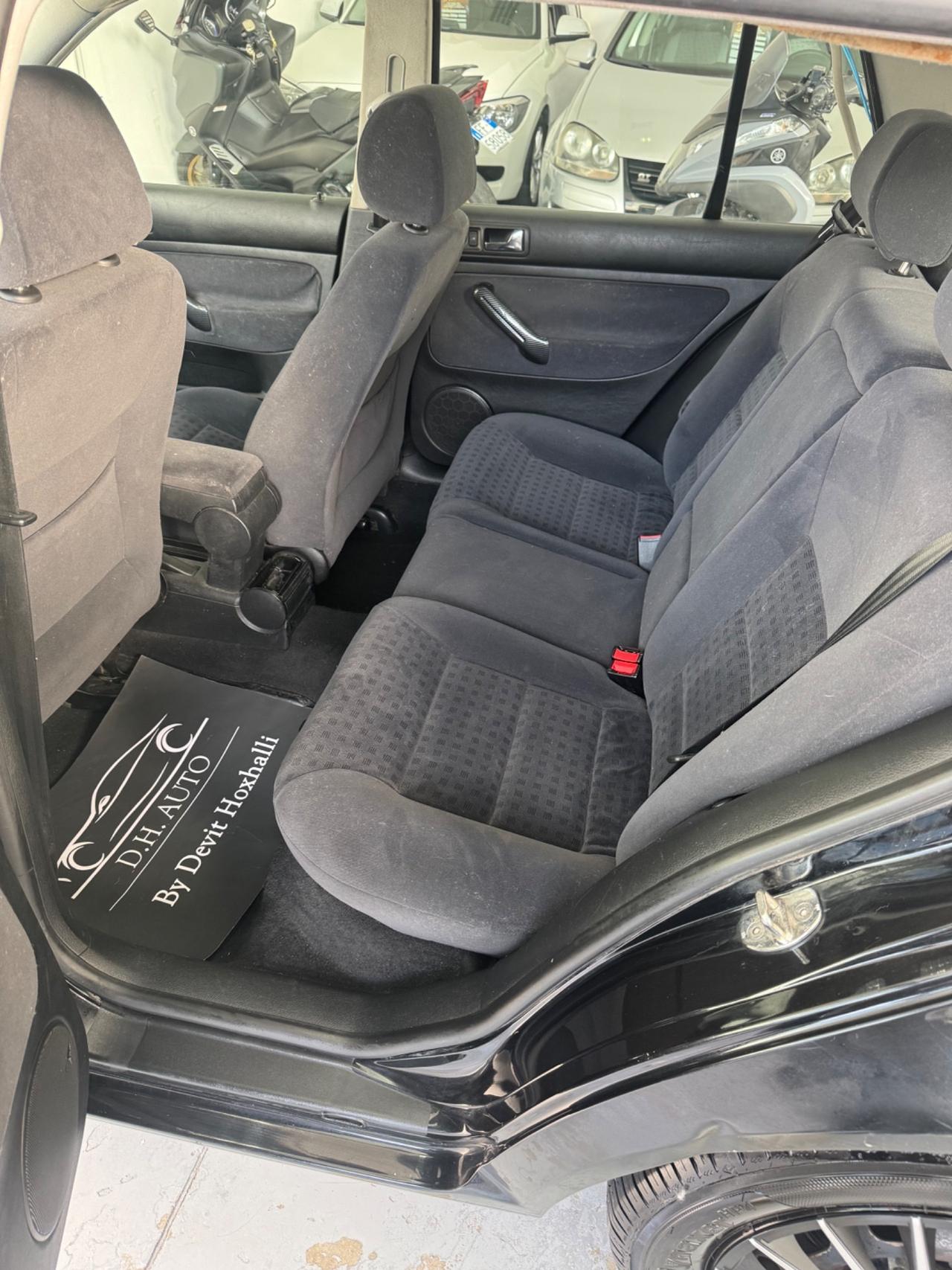 Volkswagen Golf 1.6 cat 5 porte