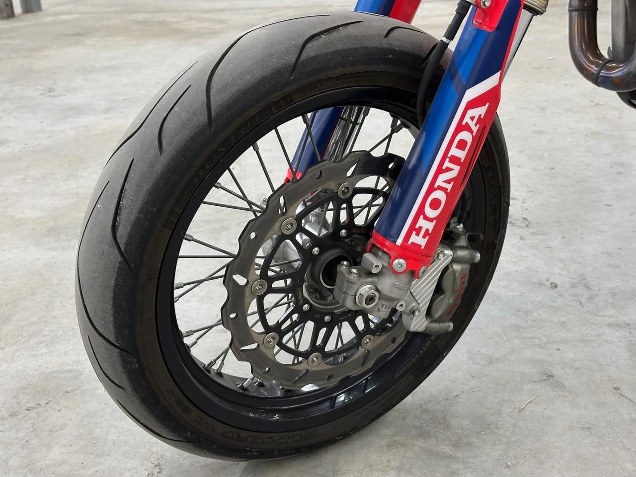 Honda CRF 450 Supermotard 50º Ann. - Scarico Yoshimura - 2023