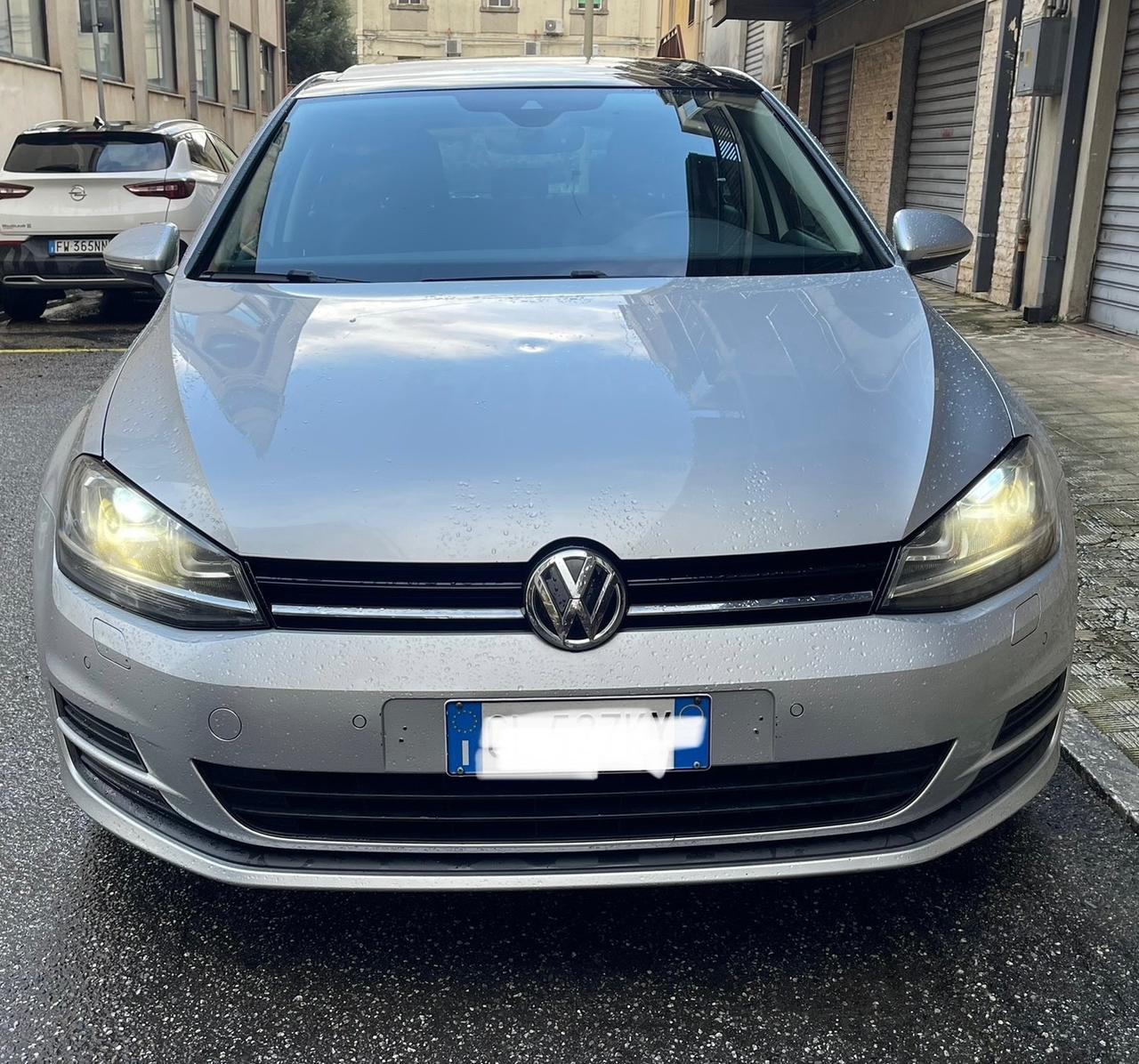 Volkswagen Golf 2.0 TDI 5p. Highline BlueMotion (Tetto apribile)