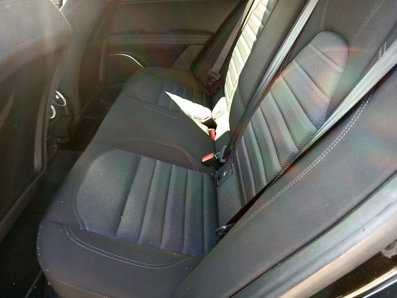 Alfa Romeo Stelvio 2.2 Turbodiesel 160 CV AT8 RWD