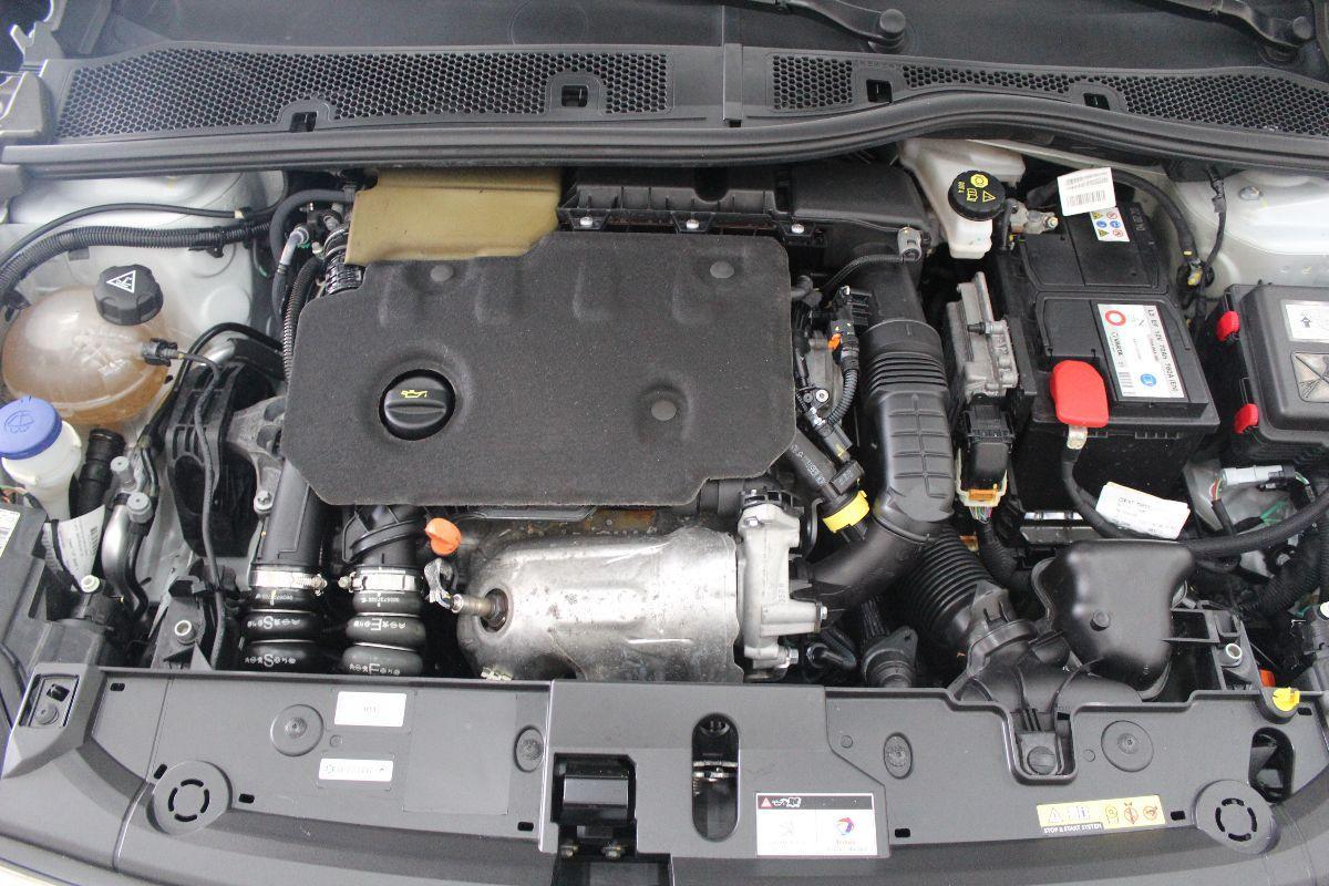 PEUGEOT - 208 - BlueHDi 100 S&S 5p. Active