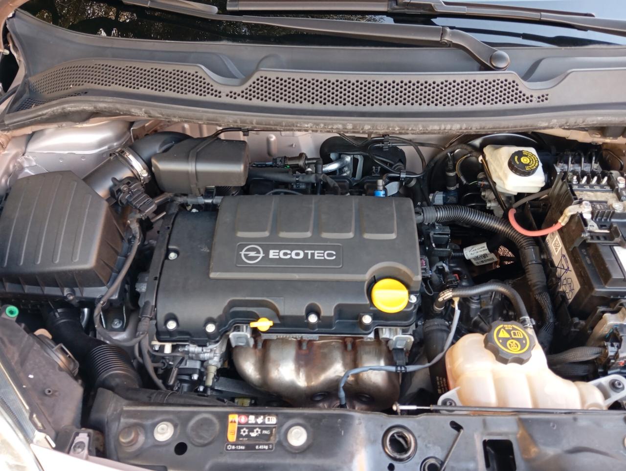 Opel Adam Rocks 1.4 87 CV valuto permute