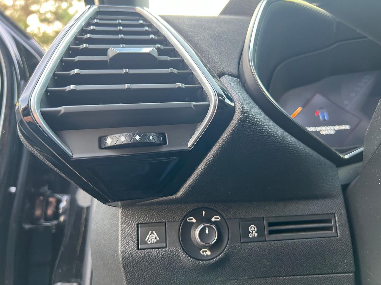 DS DS 7 7 Crossback 2.0 Blue HDi 180 Gran #9741