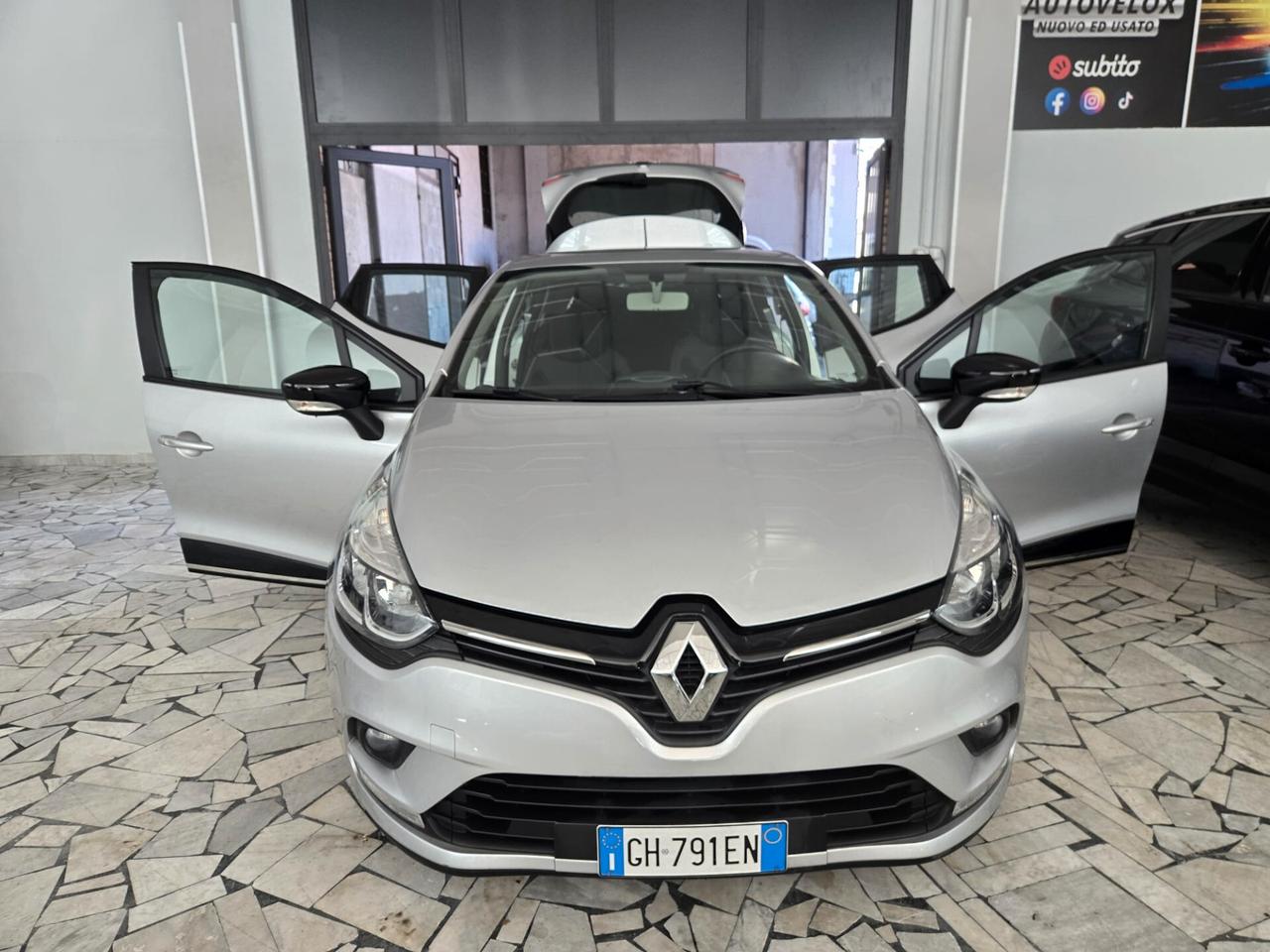 Renault Clio dCi 8V 75 CV 5 porte Duel