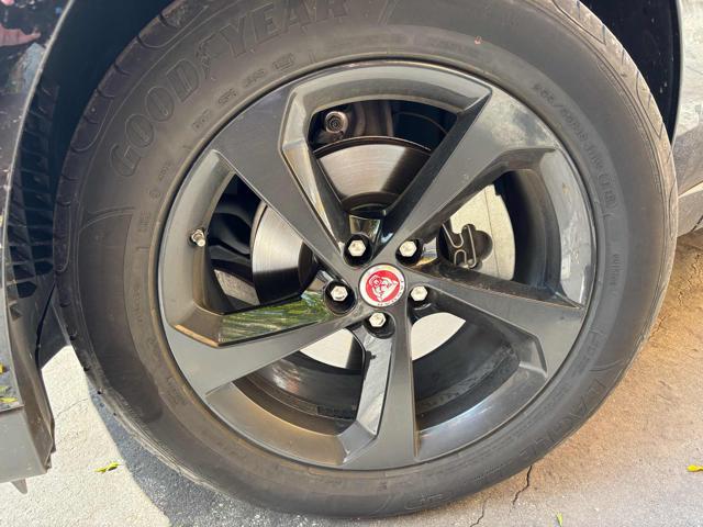 JAGUAR F-Pace 2.0 D 180 CV AWD aut. Pure