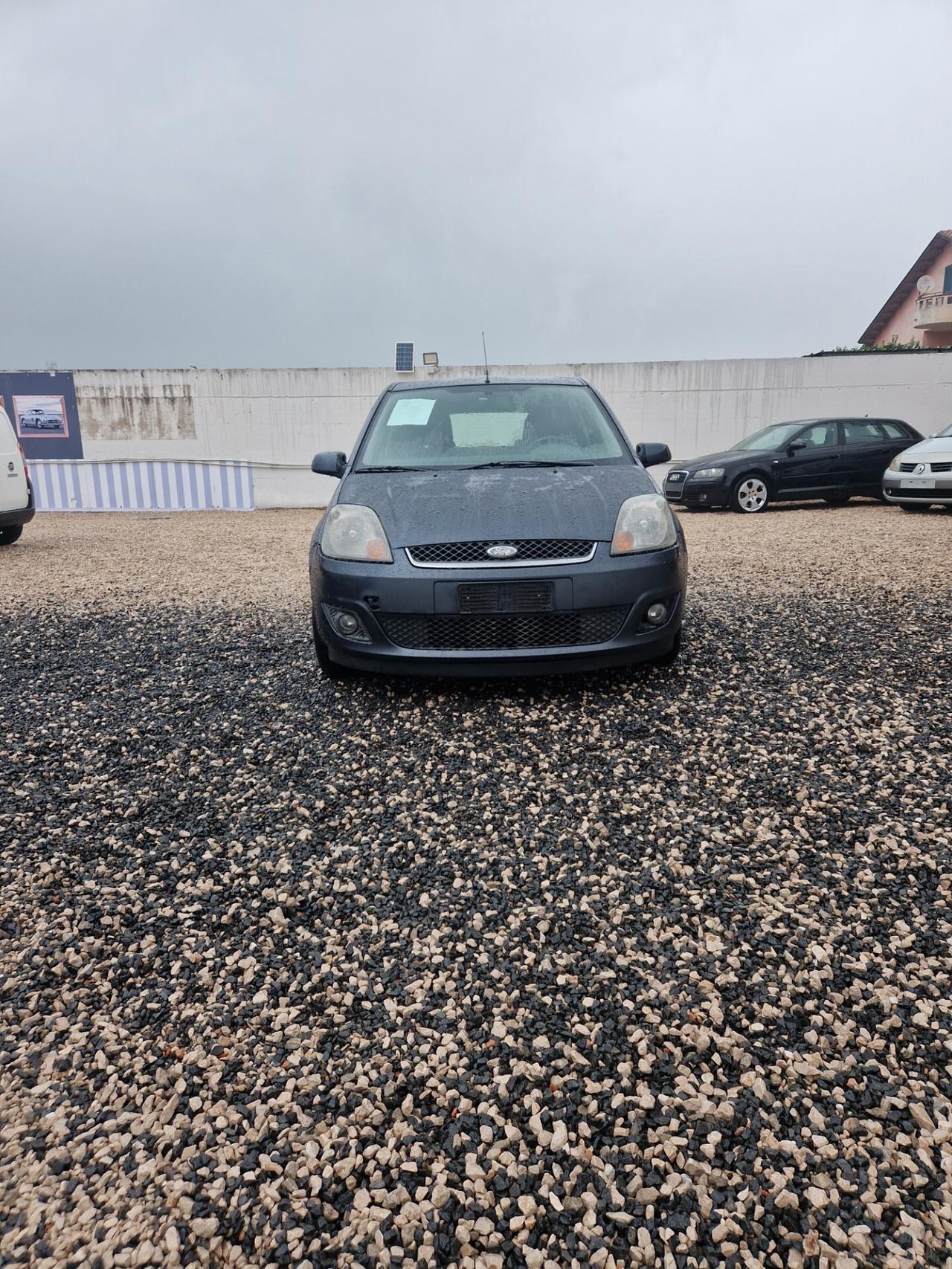 Ford Fiesta 1.2 16V 5p. Titanium 130000km