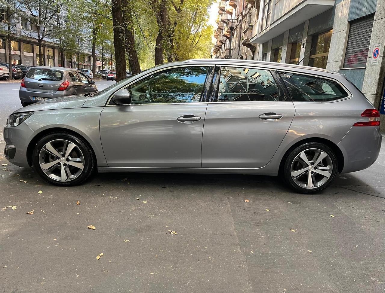 Peugeot 308 PureTech Turbo 110 S&S SW Active