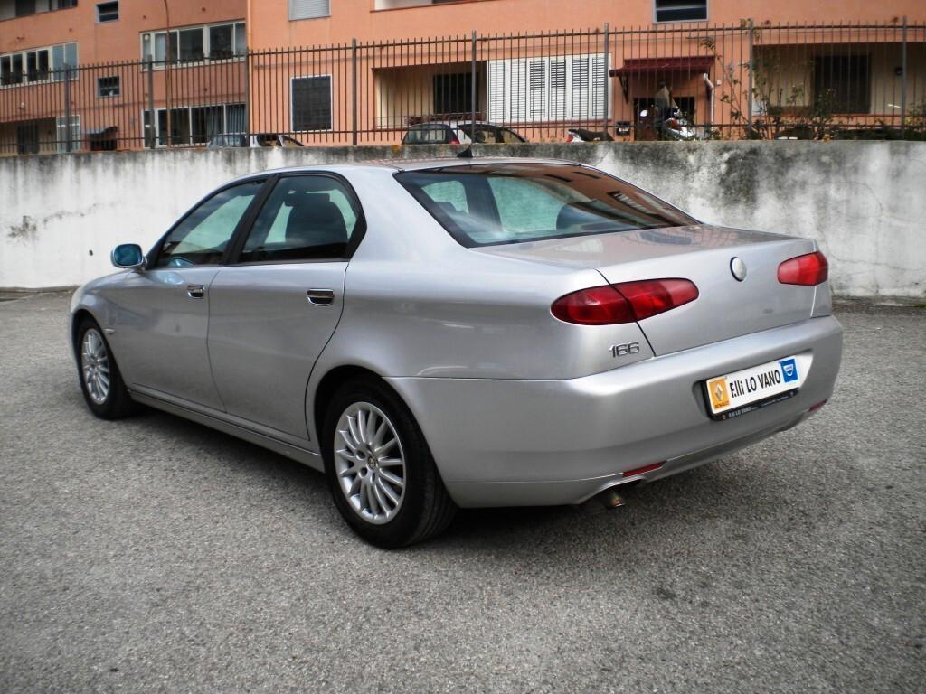 Alfa Romeo 166 2.4 JTD cat Exclusive (175 CV - 129 KW)