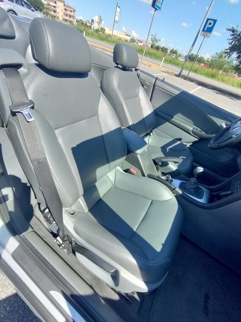 SAAB 9-3 Cabrio 2.0t Vector