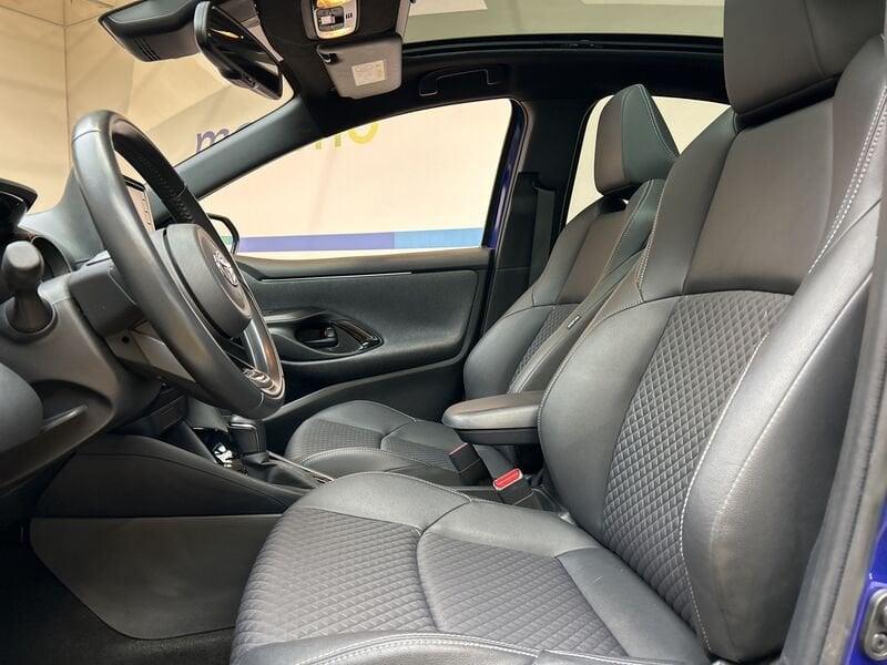 Toyota Yaris 1.5 hybrid Lounge