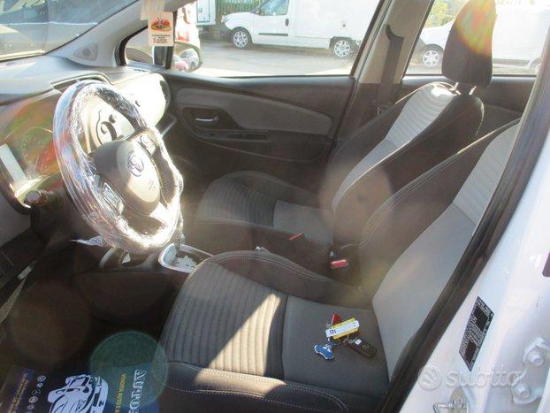 Toyota Yaris 1.5 HYBRID AUTOMATICA KM CERTIFICATI